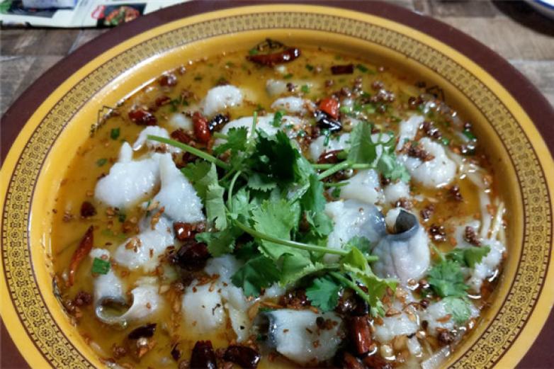 酸得起无骨酸菜鱼